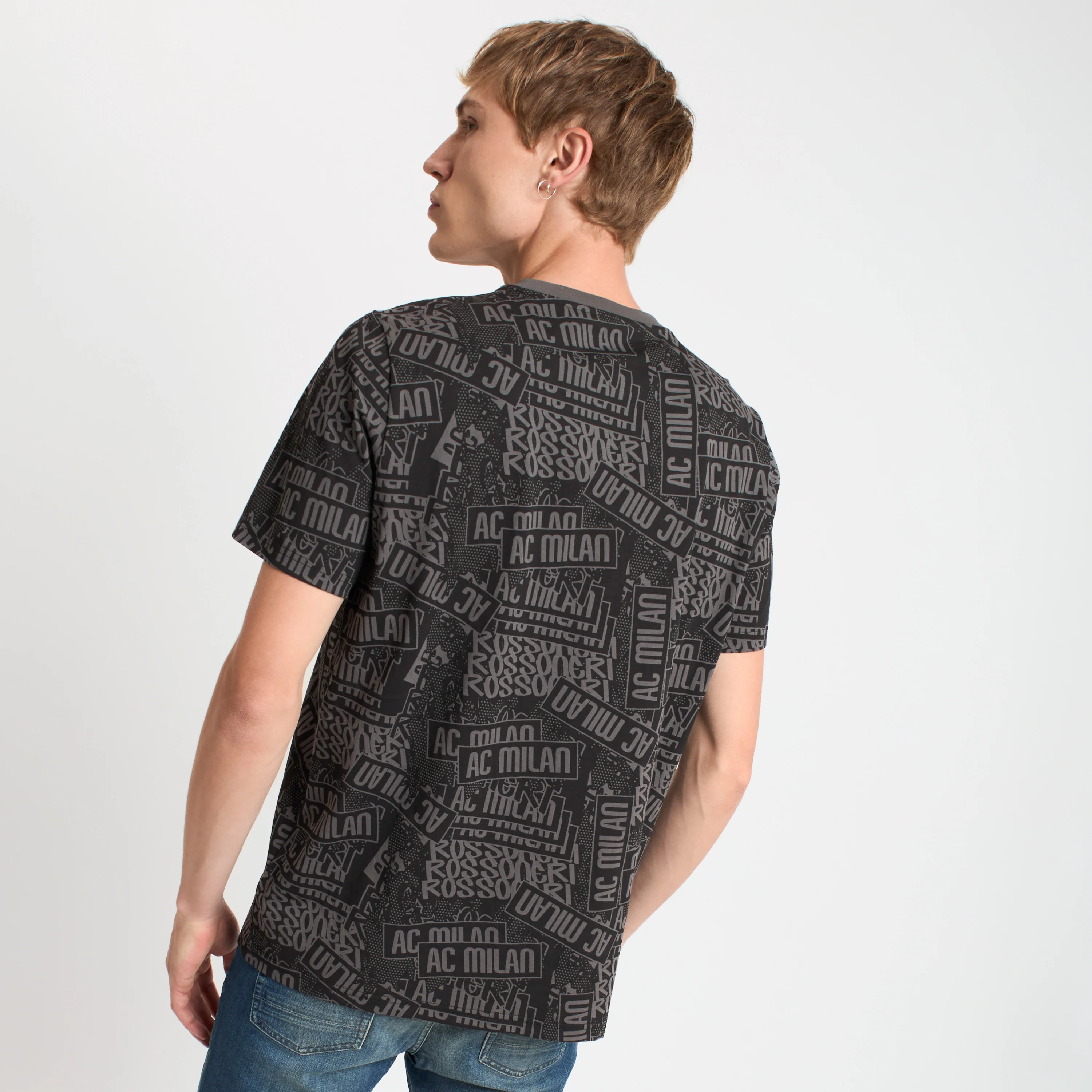 T-SHIRT NERA CON GRAFICA MILAN CULTURE - Image 7