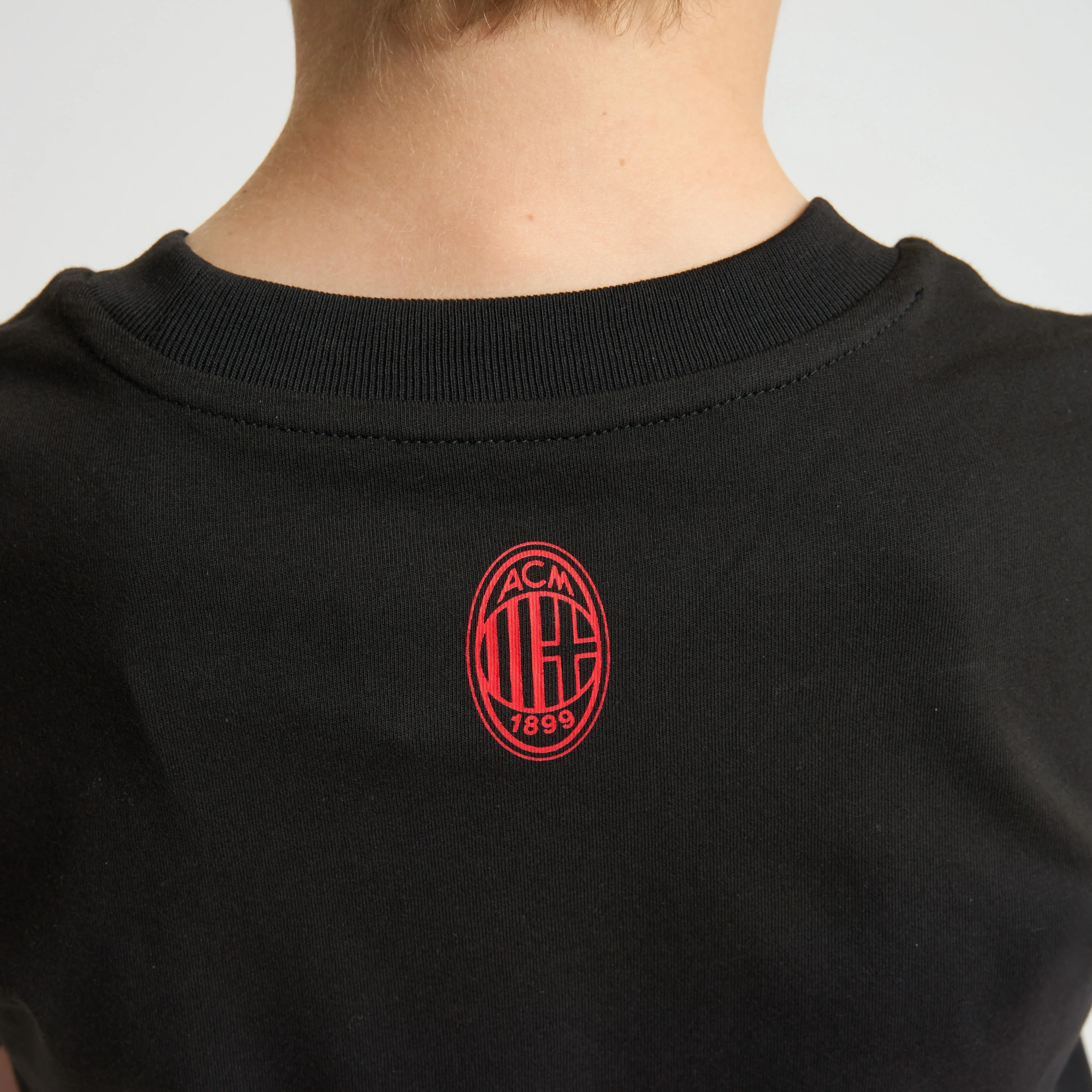 T-SHIRT NERA CON GRAFICA ROSSONERI BAMBINO MILAN CULTURE - Image 6