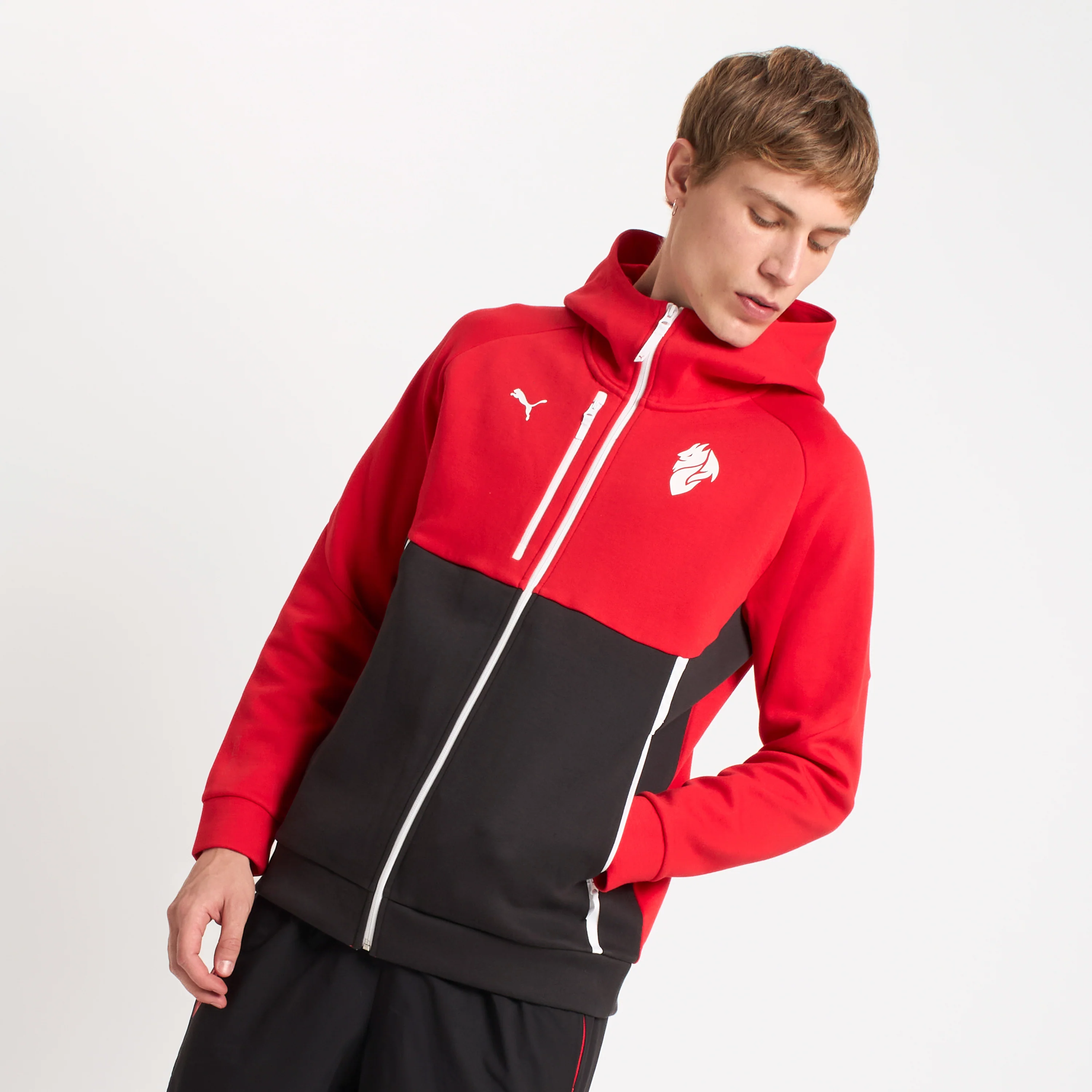 FELPA ROSSA MILAN PUMATECH 2025/26 CON ZIP E CAPPUCCIO - Image 3